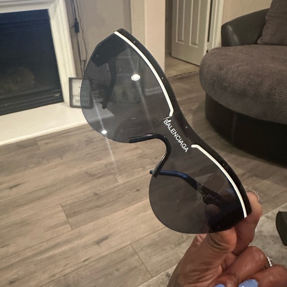 BALENZIAGA SUNGLASSES - Picture 8 of 9